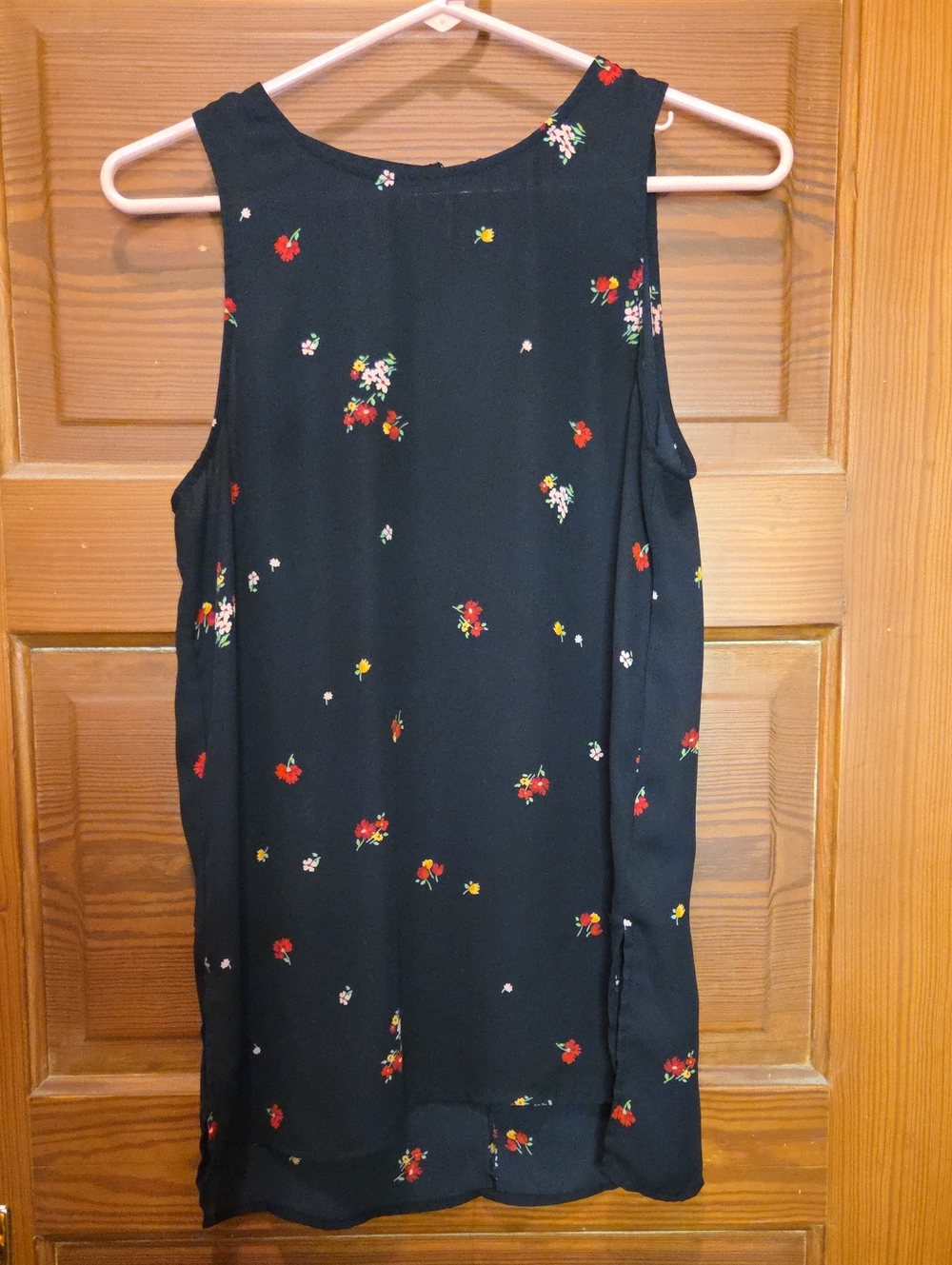 Who What Wear Black Floral Sleeveless Tunic